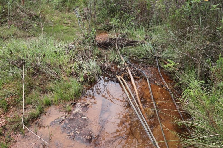 prefeitura-de-conceicao-da-prazo-para-que-moradores-do-bela-vista-deixem-de-captar-agua-em-nascente (1)