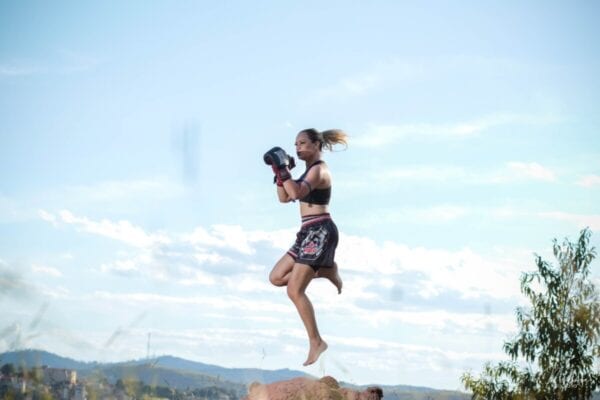 Projeto itabirano incentiva a prática de Muay Thai por mulheres