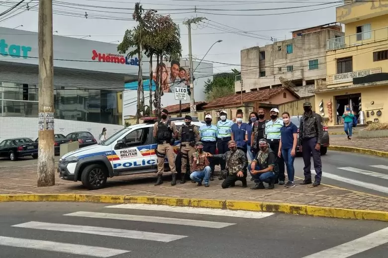 A Es De Conscientiza O No Tr Nsito Mobilizam Maio Amarelo Em Monlevade