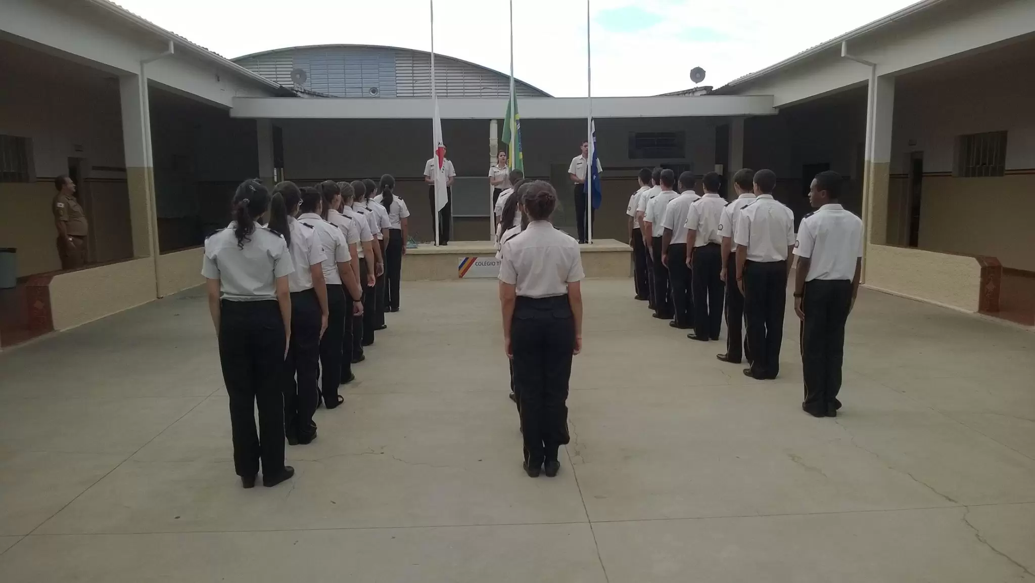 Confira valores cobrados pelo Colégio Tiradentes em Itabira