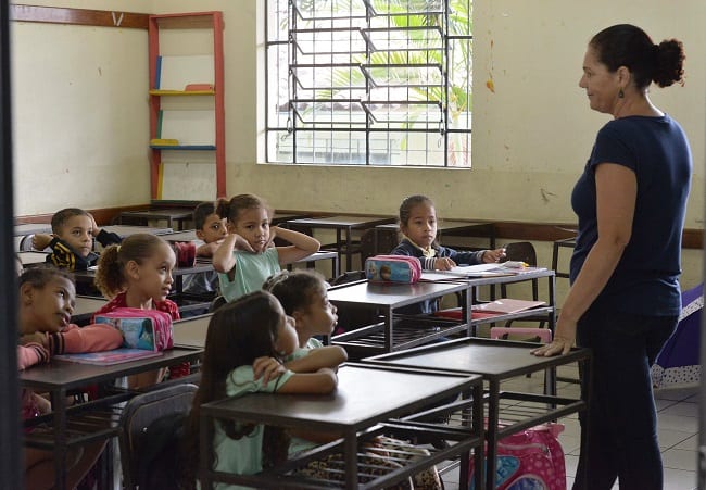 Educação publica edital de concurso para 16.700 vagas na rede estadual em 2018