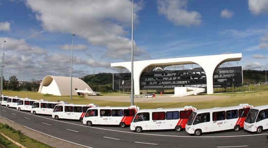 Municípios da região recebem ônibus para transporte de pacientes