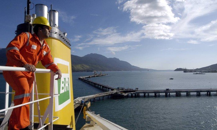 Processo seletivo de subsidiária da Petrobras oferece mais de 1,8 mil vagas de trabalho