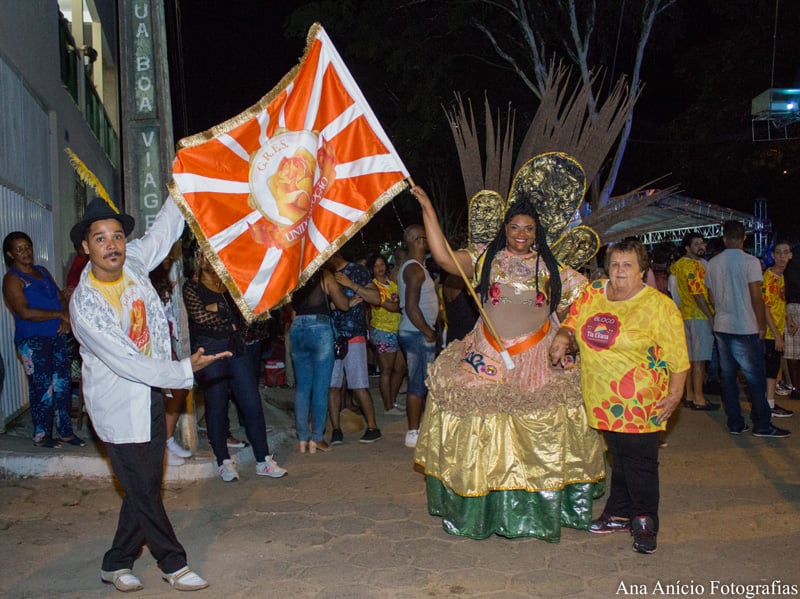 Homenagem a Tia Eliana reuniu mais de mil foliões nas ruas de Santa Maria de Itabira