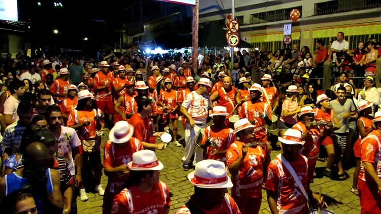 Um dos mais tradicionais da região, Carnaval de São Domingos do Prata tem início no dia 8