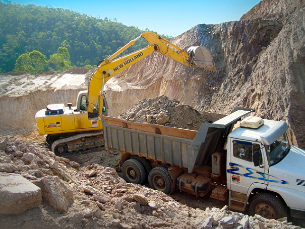 Jaguar Mining contrata para trabalhar em Santa Bárbara e outros municípios