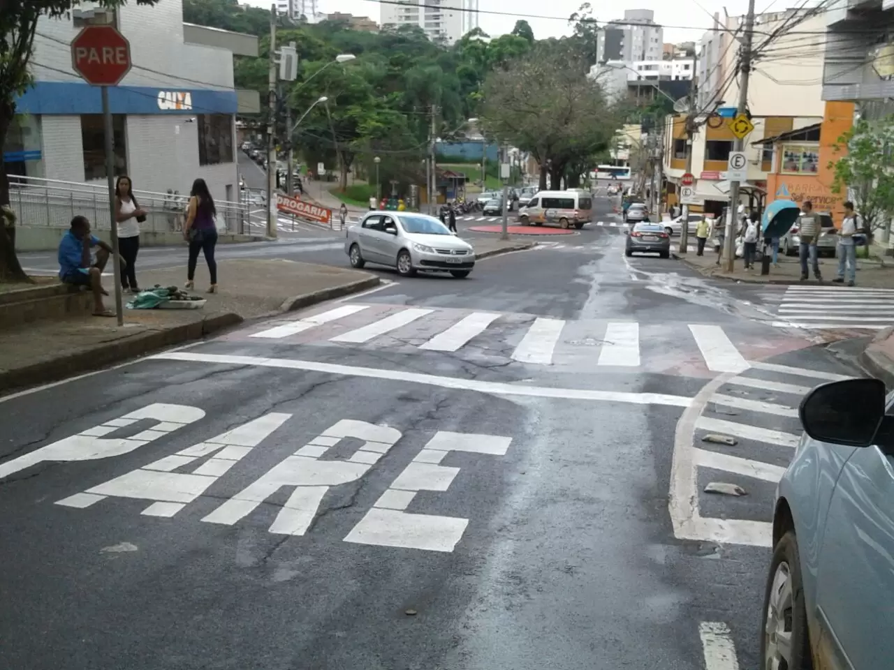 Transita faz modificações no trânsito da avenida Daniel de Grisolia; veja