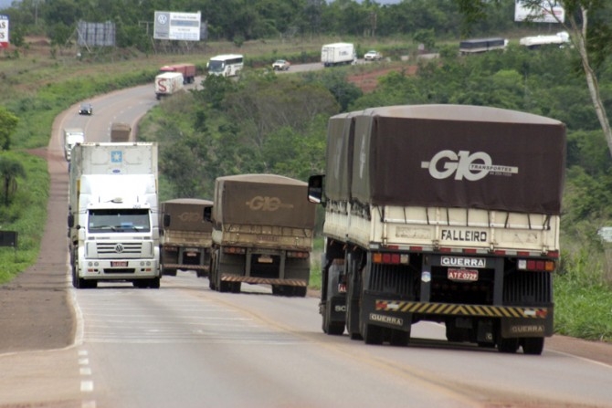 PRF restringe o tráfego de veículos de carga no feriado prolongado  