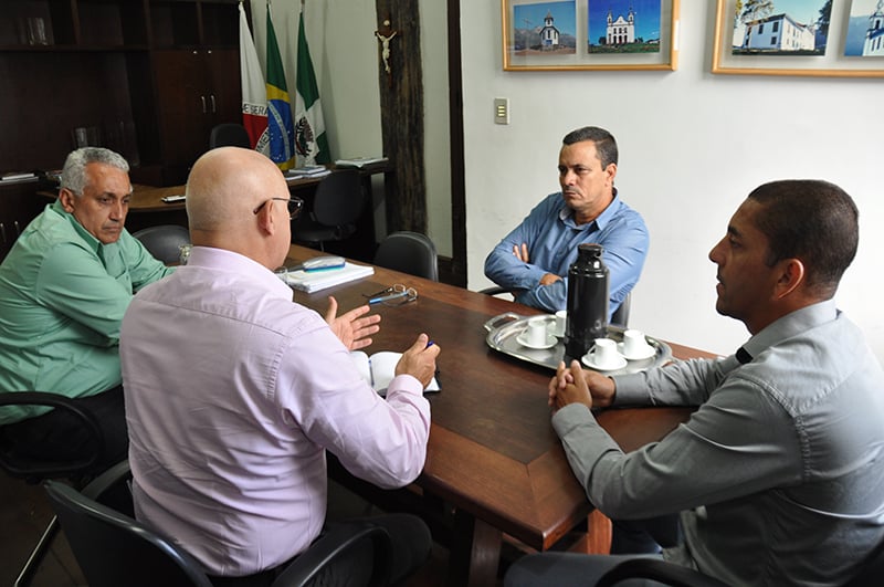 Município reivindica empregos para moradores à Vale