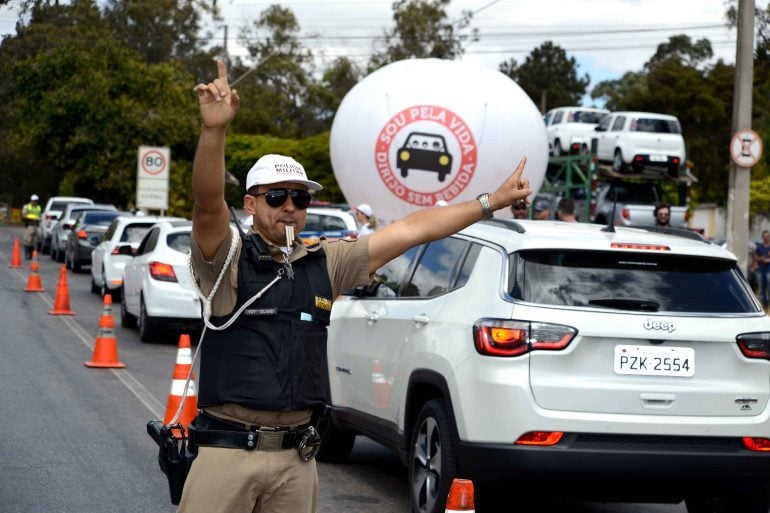 Taxa de licenciamento de veículo vence nesta segunda-feira