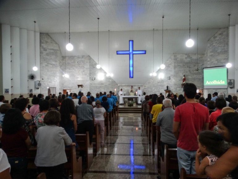 Fieis celebram novena e festa da Penha em Itabira