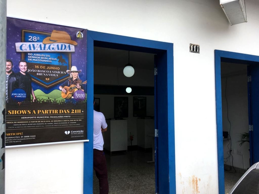 Na Secretaria de Turismo: ingressos são trocados para o Jubileu do Bom Jesus do Matosinhos, em Conceição