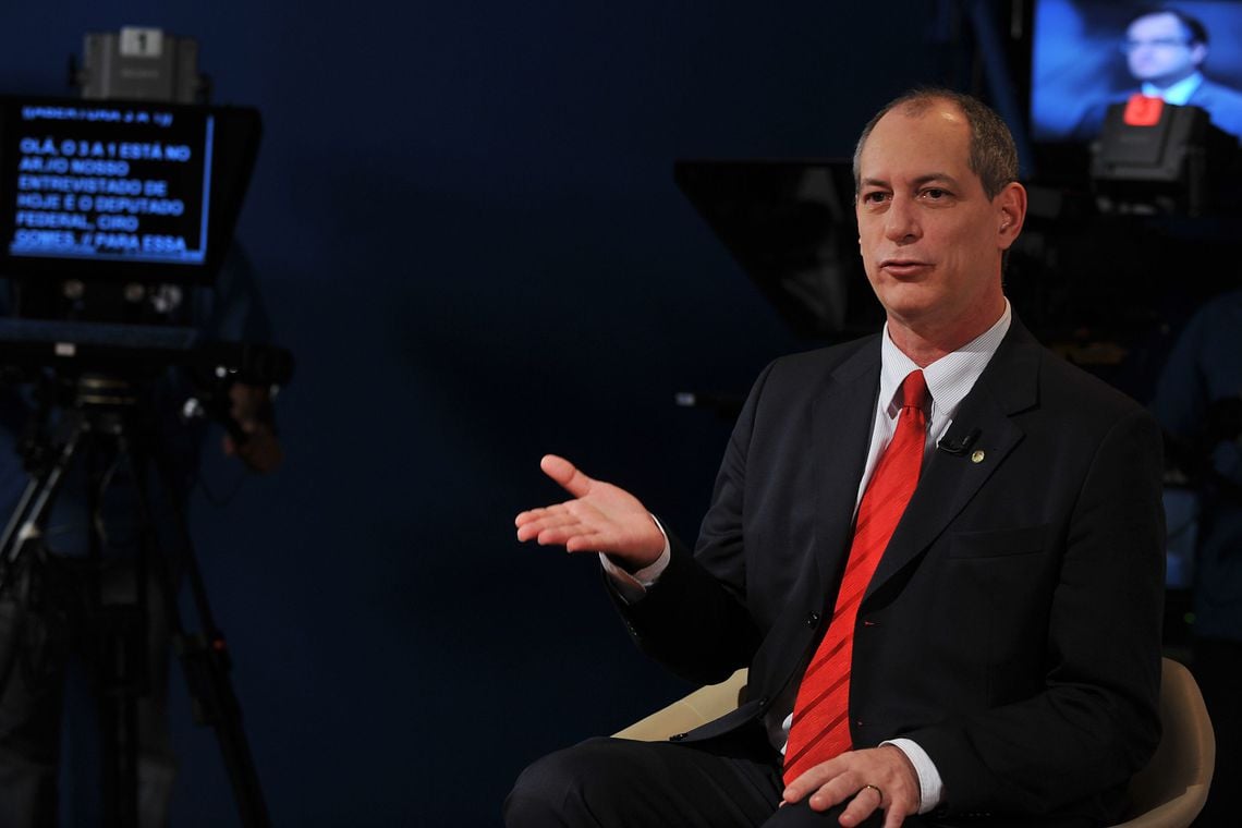 PDT confirma candidatura de Ciro Gomes a presidente