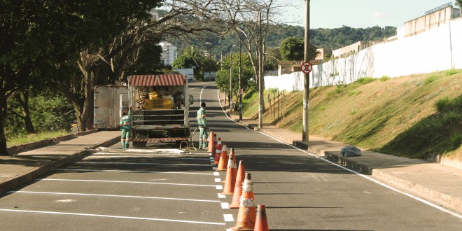Transita cria novas vagas do rotativo e reforça sinalização viária em Itabira