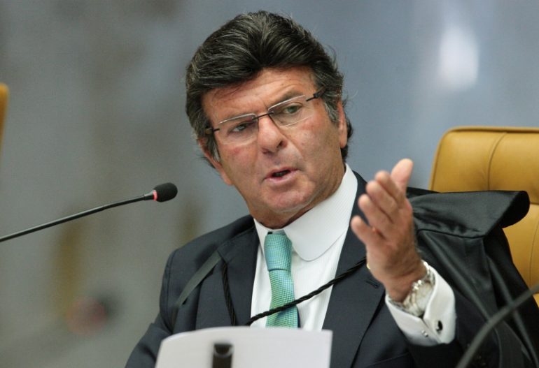 Presidente do TSE afirma em processo que Lula está inelegível