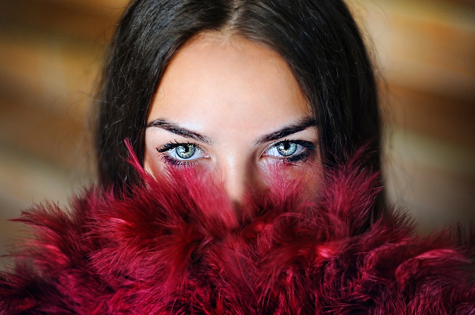 Maquiagem para aumentar os olhos: 6 passos para destacar o olhar