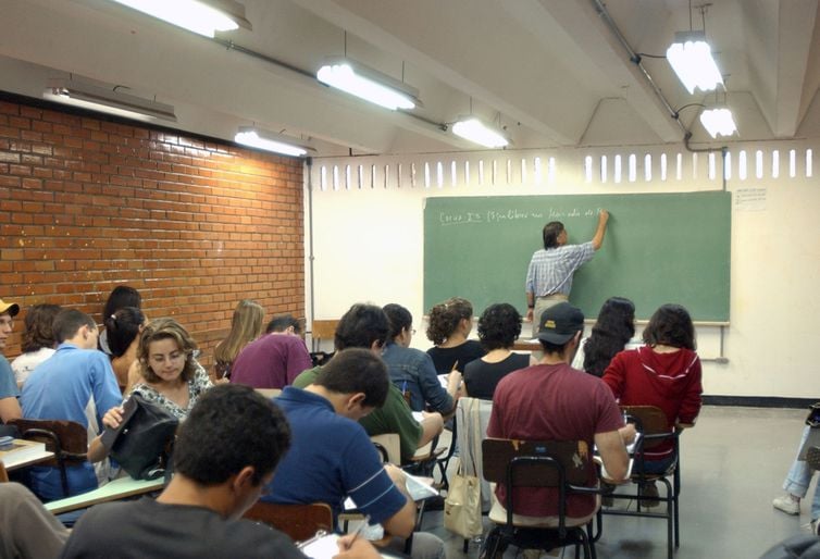 Com mudança no ENEM, estudante poderá escolher área a ser avaliada no segundo dia de prova