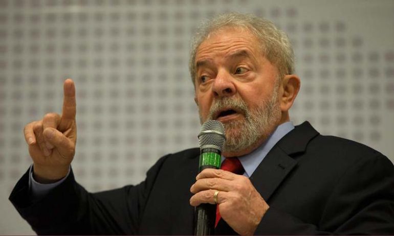 Advogados de Lula recorrem de decisão do TSE que rejeitou candidatura