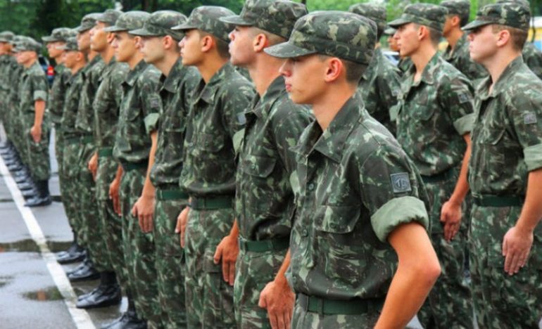 Prazo para alistamento militar termina nesta sexta-feira Prazo para alistamento militar termina nesta sexta-feira