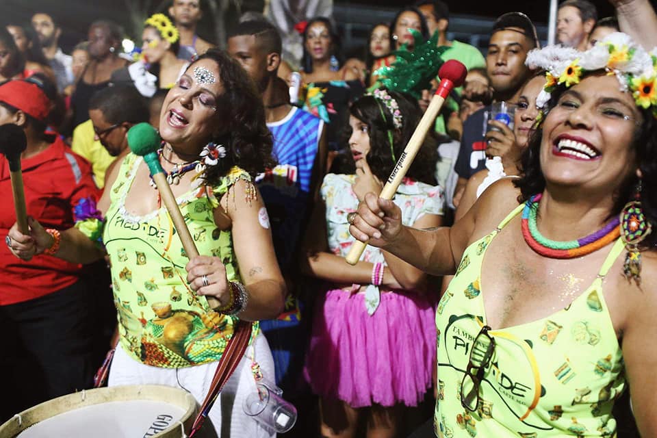 Giro pelo Carnaval: o domingo de folia em Caeté