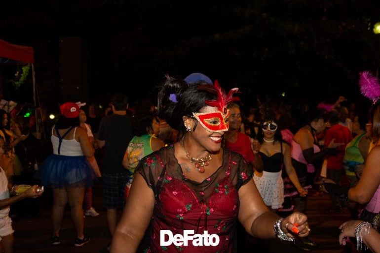 Último dia de Carnaval: Veja a programação da folia em Itabira e região