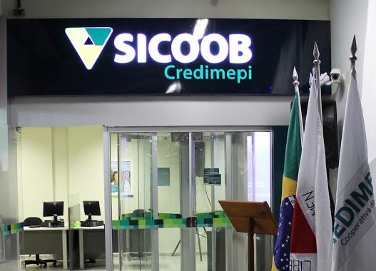 Sicoob Credimepi contrata estagiários em diferentes cidades