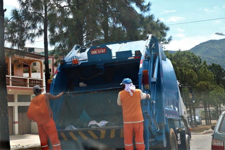 Prefeitura de Monlevade suspende, novamente, licitação de coleta de lixo