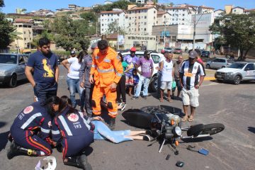 Duas mulheres ficam feridas em acidente no bairro Praia em Itabira