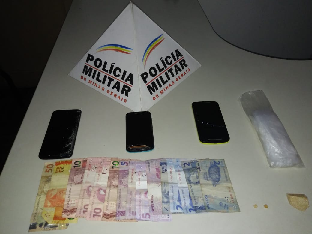 Trio é preso por tráfico de drogas em São Gonçalo do Rio Abaixo