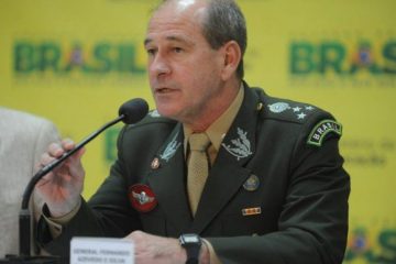 Bolsonaro anuncia o general Fernando Azevedo e Silva para a Defesa