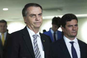 Bolsonaro confirma que indicará Moro ao STF no ano que vem