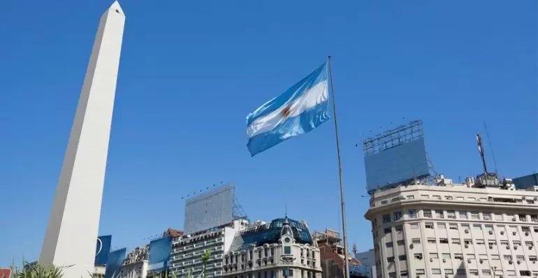 Atividade econômica da Argentina cai 3,1% em dezembro de 2023