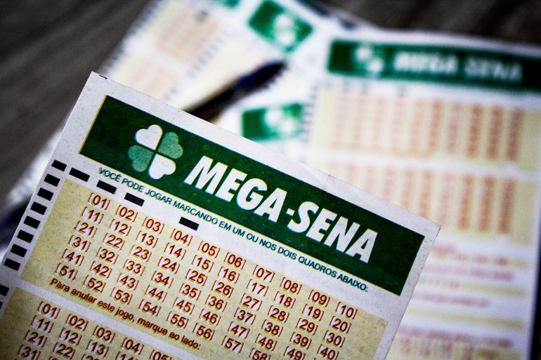 Mega-Sena pode pagar R$ 2,5 milhões neste sábado Mega-Sena pode pagar R$ 2,5 milhões neste sábado