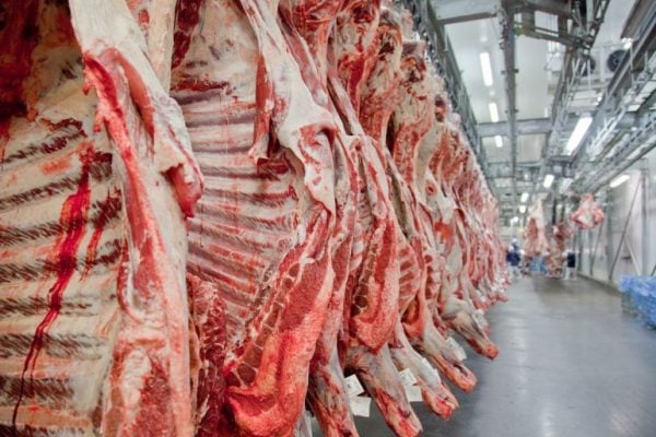 Embargo da Chinas gera possível queda nos preços das carnes