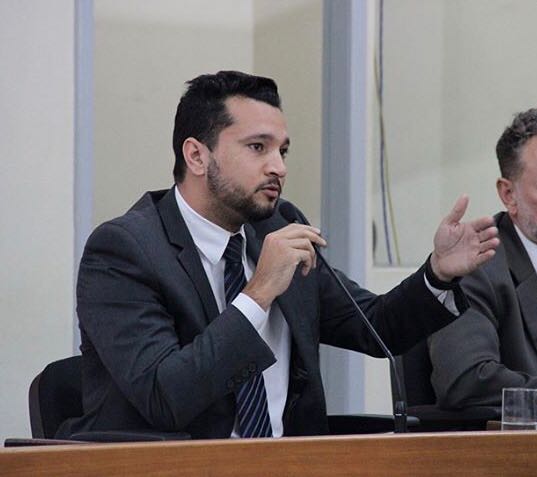 Rodrigo Diguerê cobra prestação de contas dos secretários municipais de Itabira