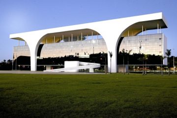 Governo de Minas anuncia pagamento de parcela do 13º para antes do feriado