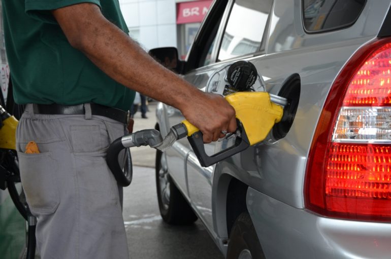Atenção: gasolina e diesel ficam mais caros a partir de hoje