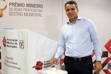 Julvan Lacerda é reeleito para presidência da AMM