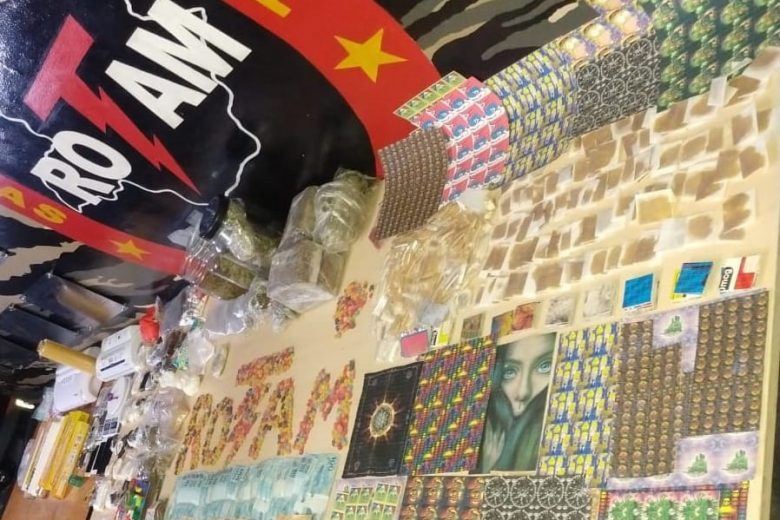 PM apreende lotes de LSD e ecstasy que seriam vendidos em festa em Ipoema PM apreende lotes de LSD e ecstasy que seriam vendidos em festa em Ipoema