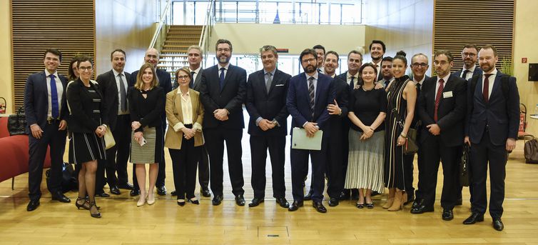 Mercosul e União Europeia fecham acordo de livre comércio Mercosul e União Europeia fecham acordo de livre comércio