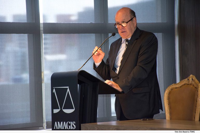 Amagis sai em defesa de juiz de João Monlevade acusado de agir com arbitrariedade