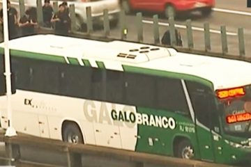 Sequestrador de ônibus no Rio é morto por atiradores de elite