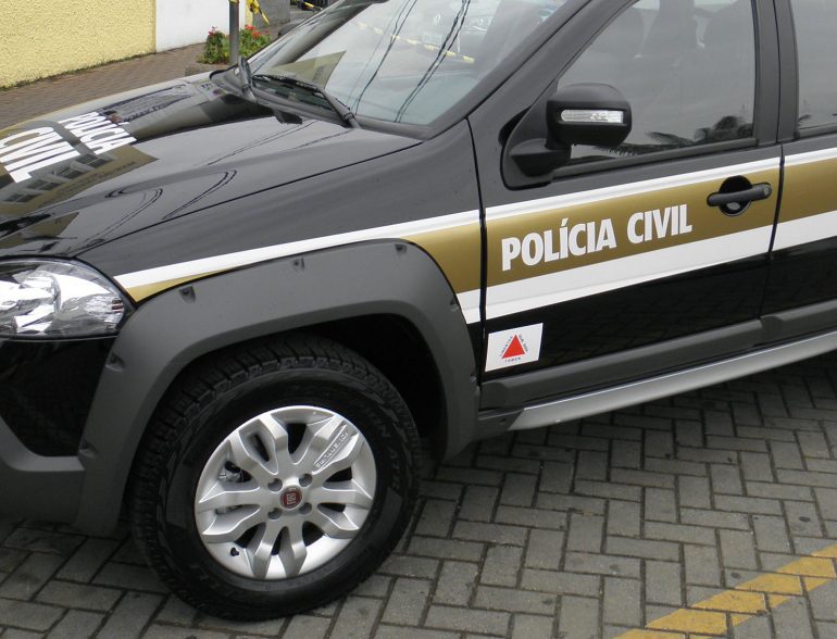 Homem tenta praticar suborno e é preso pela Polícia Civil