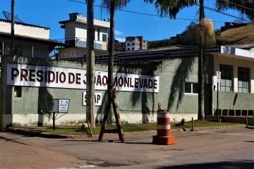 Dezesseis presidiários de Monlevade fazem prova do Enem PPL