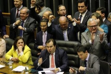 Câmara conclui votação da reforma da Previdência em primeiro turno
