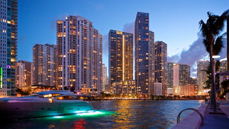 Miami ou Orlando? Qual destino o brasileiro prefere nos EUA