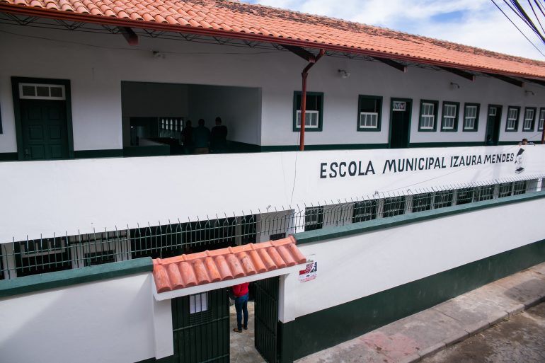 Escola de Ouro Preto é reformada após 13 anos sem receber melhorias