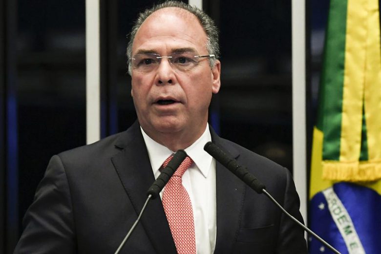 Planalto já avalia substituto para Fernando Bezerra