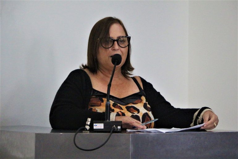 Isaura Bicalho é reeleita presidente do Sintramon