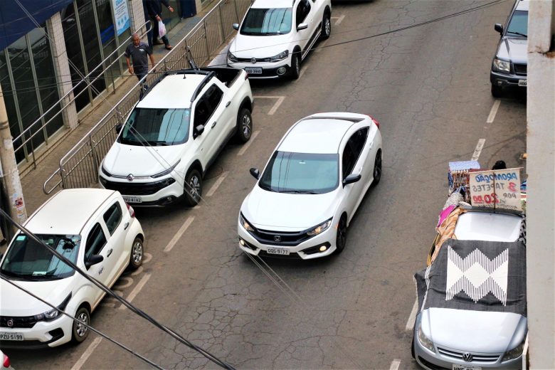 Empresa pede impugnação de licitação do “calçadão de Copacabana” em Monlevade